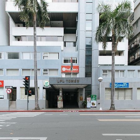 Reddoorz Premium Near Greenbelt Makati - Vaccinated Staff Макати Экстерьер фото