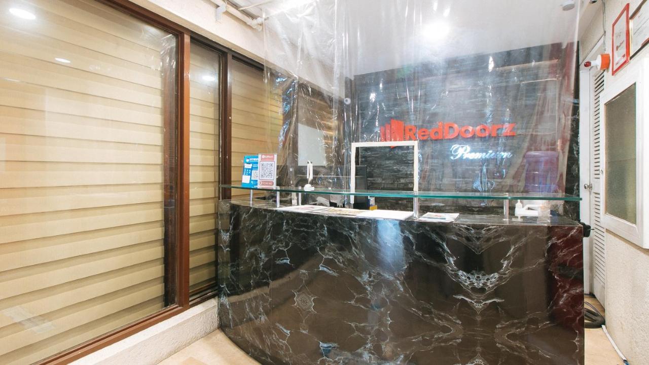 Reddoorz Premium Near Greenbelt Makati - Vaccinated Staff Макати Экстерьер фото